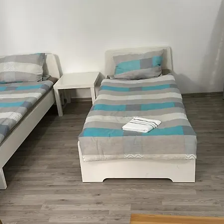 Akdeniz * Berlin
